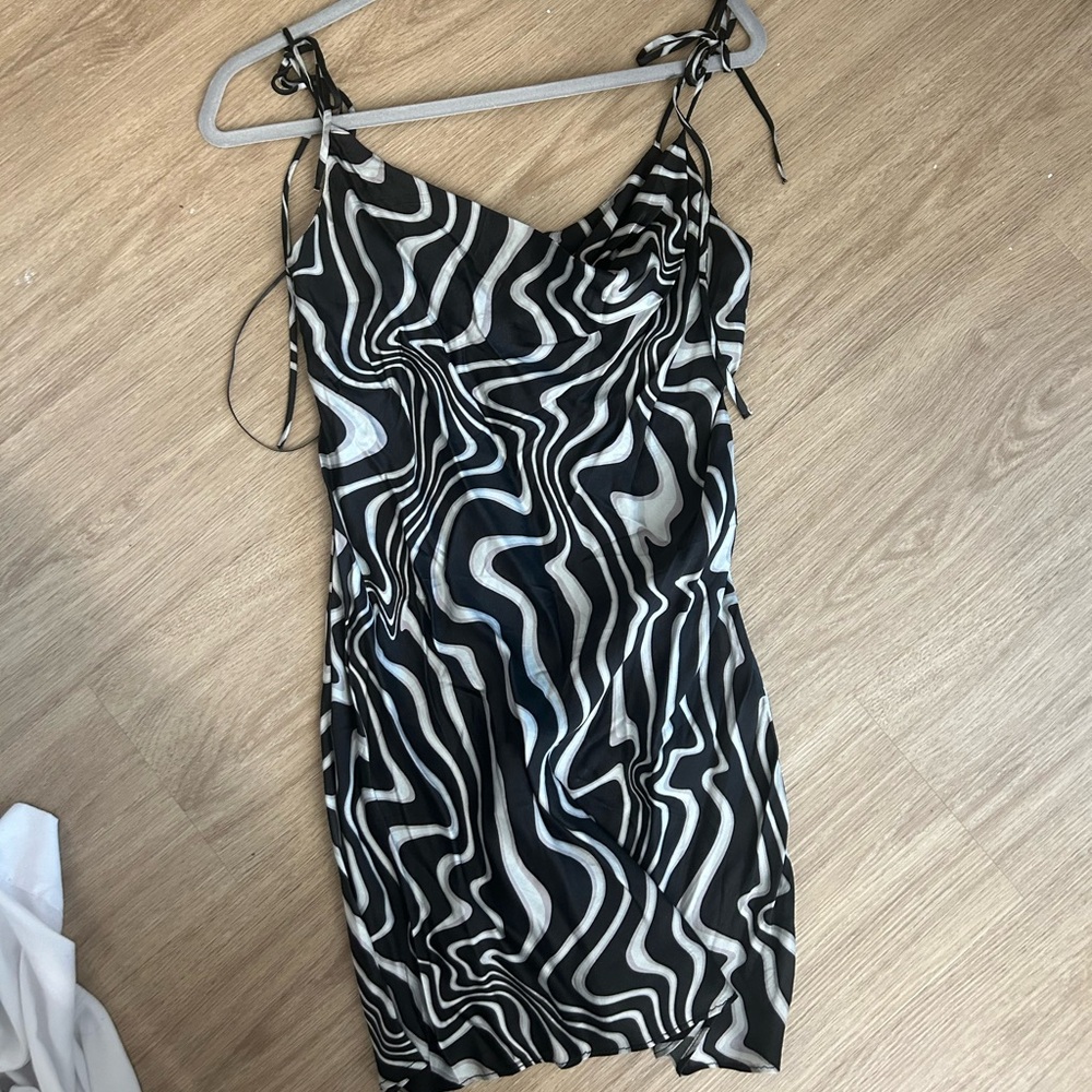 Zara size s zebra print dress